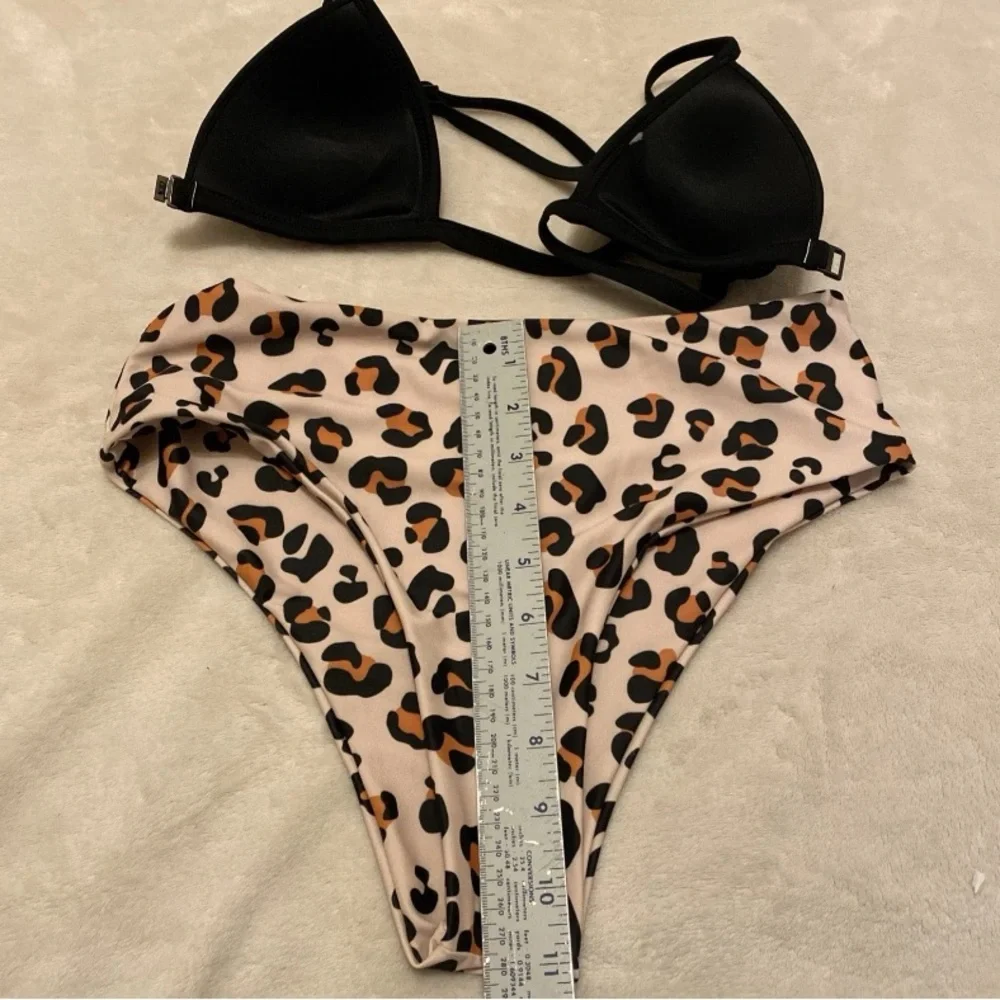 SHEIN Black and Leopard Print Bikini